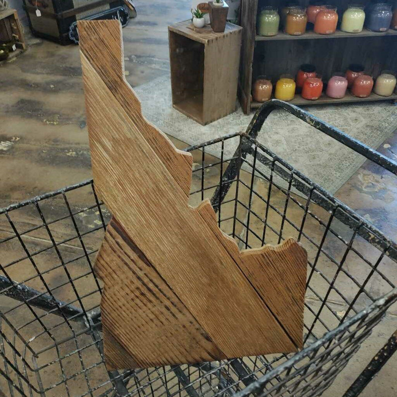 Idaho Cutout Reclaimed Wood Sm