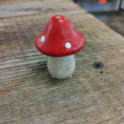 Red Mini Mushroom - Pointy Cap